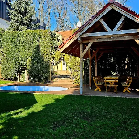 Holiday home Luxury House With Private Pool, Kolczewo